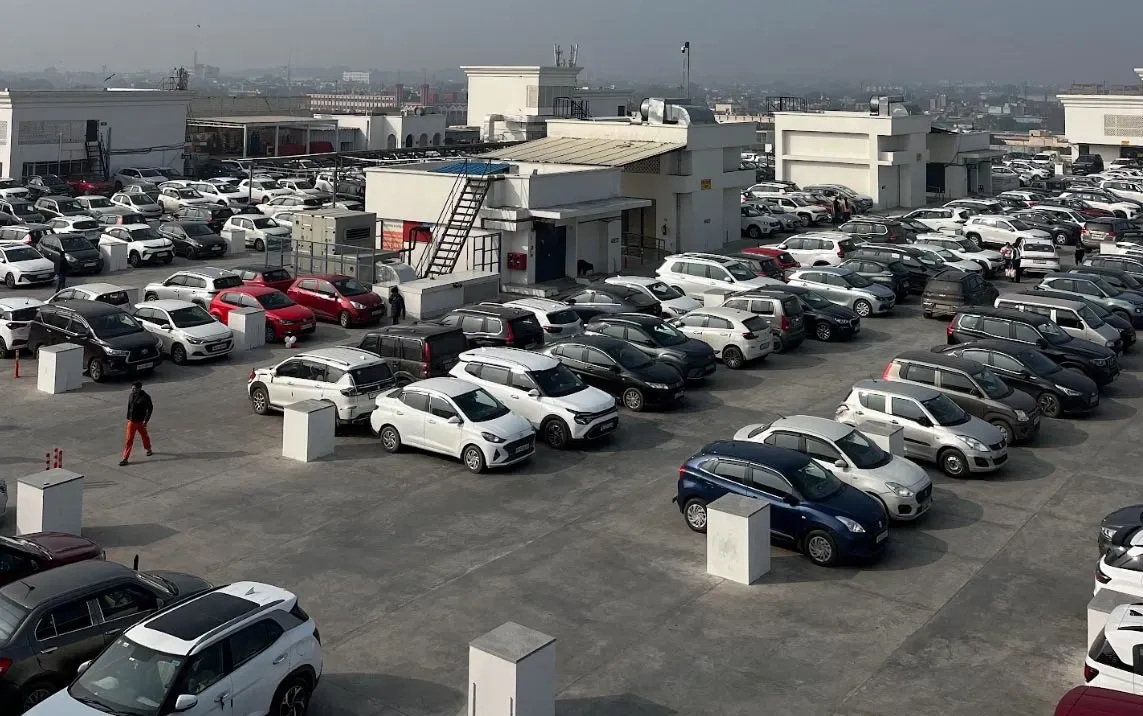 imgi_56_car-parking